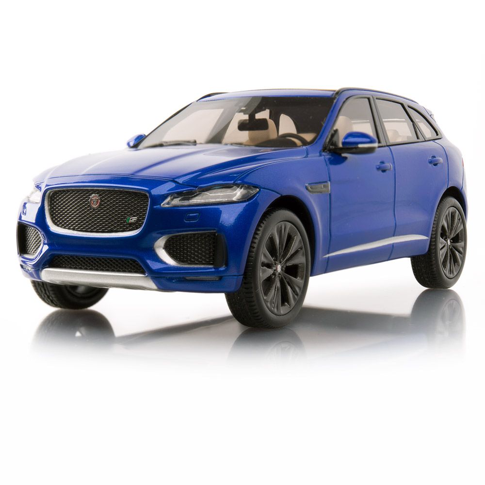 Модель машины Jaguar F-Pace, 1:24  